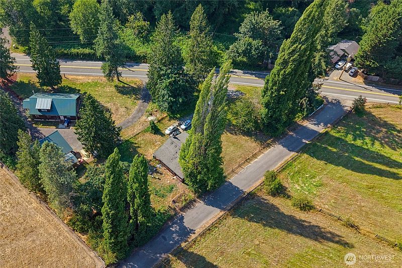 2nd image of 18729 SE Green Valley Road