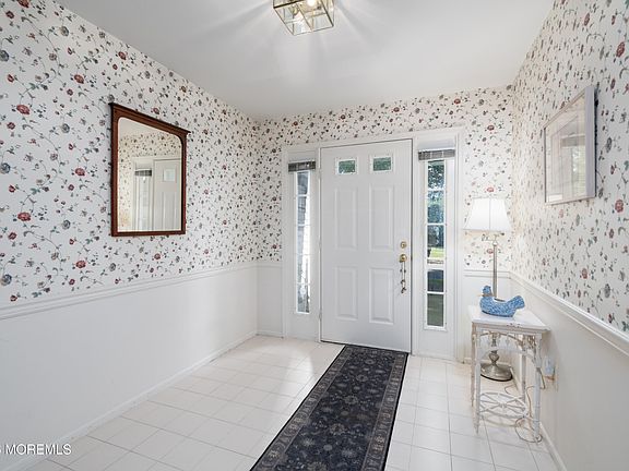 5th image of 3 Whitesands Way #4003