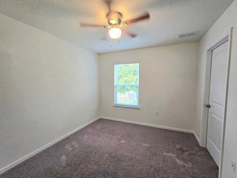 5860 Magnolia Bend Blvd — Photo 11
