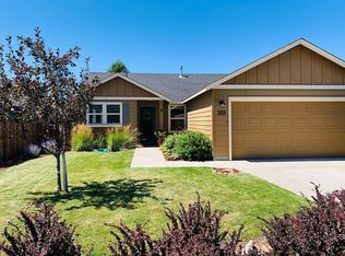 369 SW 33rd Dr, Redmond, OR 97756