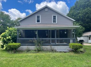 8578 Powers Rd, Batavia, NY 14020