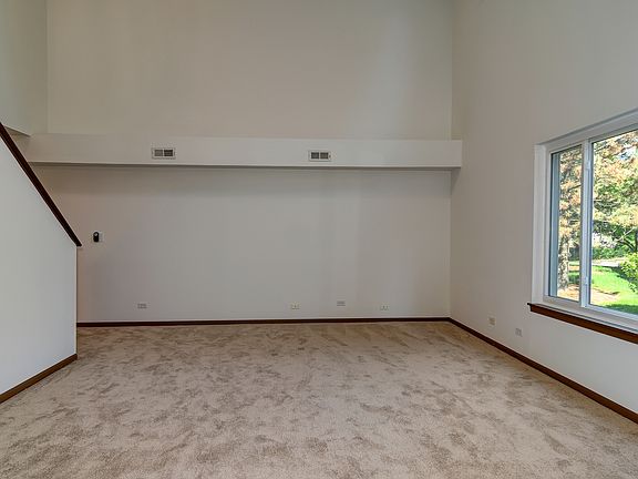2nd image of 920 Noel Ct