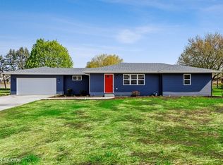 950 Alma Dr, Wilmington, IL