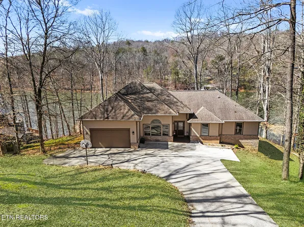 24 Northcove Estates Dr, Greenback, TN 37742