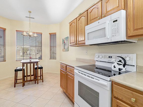 4th image of 15999 W Indigo Ln