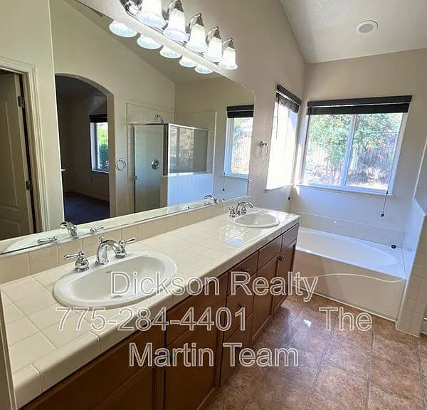 7169 Beacon Dr — Photo 12