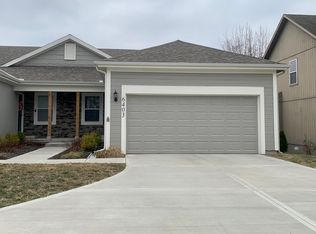 6403 NE 44th St, Kansas City, MO 64117