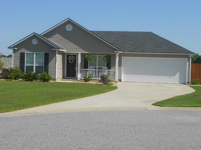 1st image of 1443 Hesperia Cir
