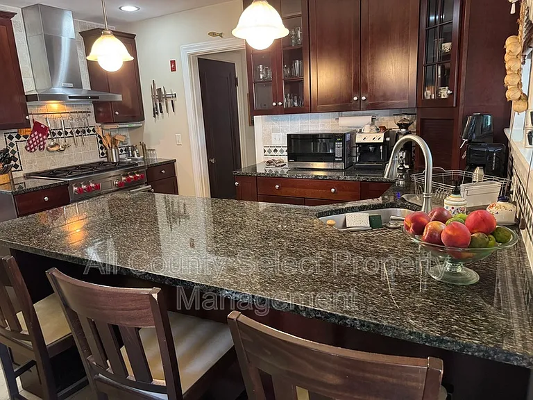 38 Baker Ave — Photo 35