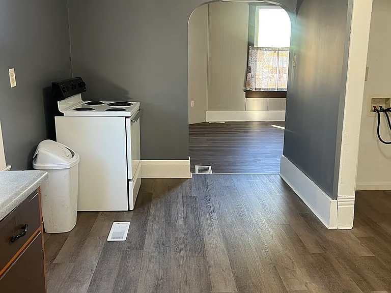 521 Spangler Dr — Photo 9