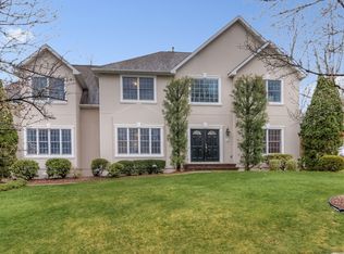 15 Kings Ct, Berkeley Heights, NJ 07922