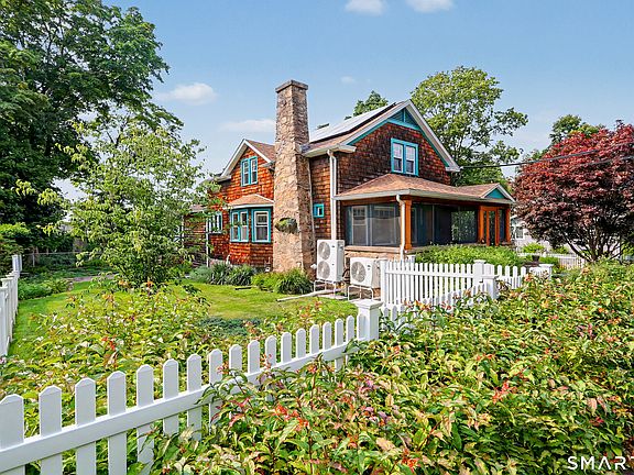 5th image of 44 Taylor Place