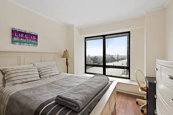 Rented by Nest Seekers International | media 6