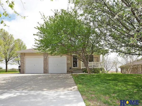 22230 S 96th St, Hickman, NE 68372