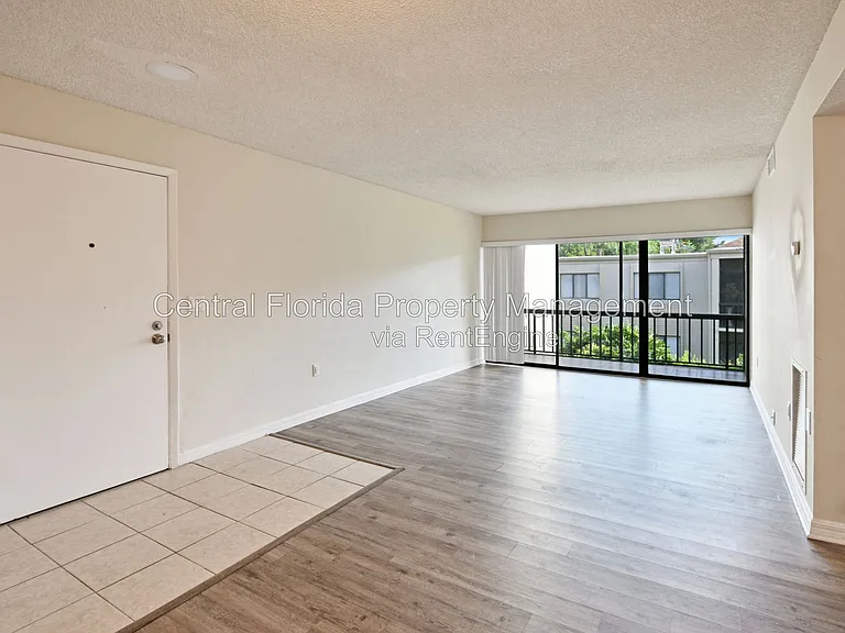 3282 S Semoran Blvd #22 — Photo 5