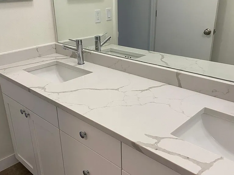 Axis at 739 Apartments — Photo 13