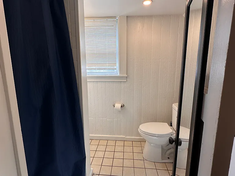 409 Adams St #2 — Photo 7