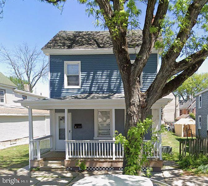 1st image of 15 S Governors Ave