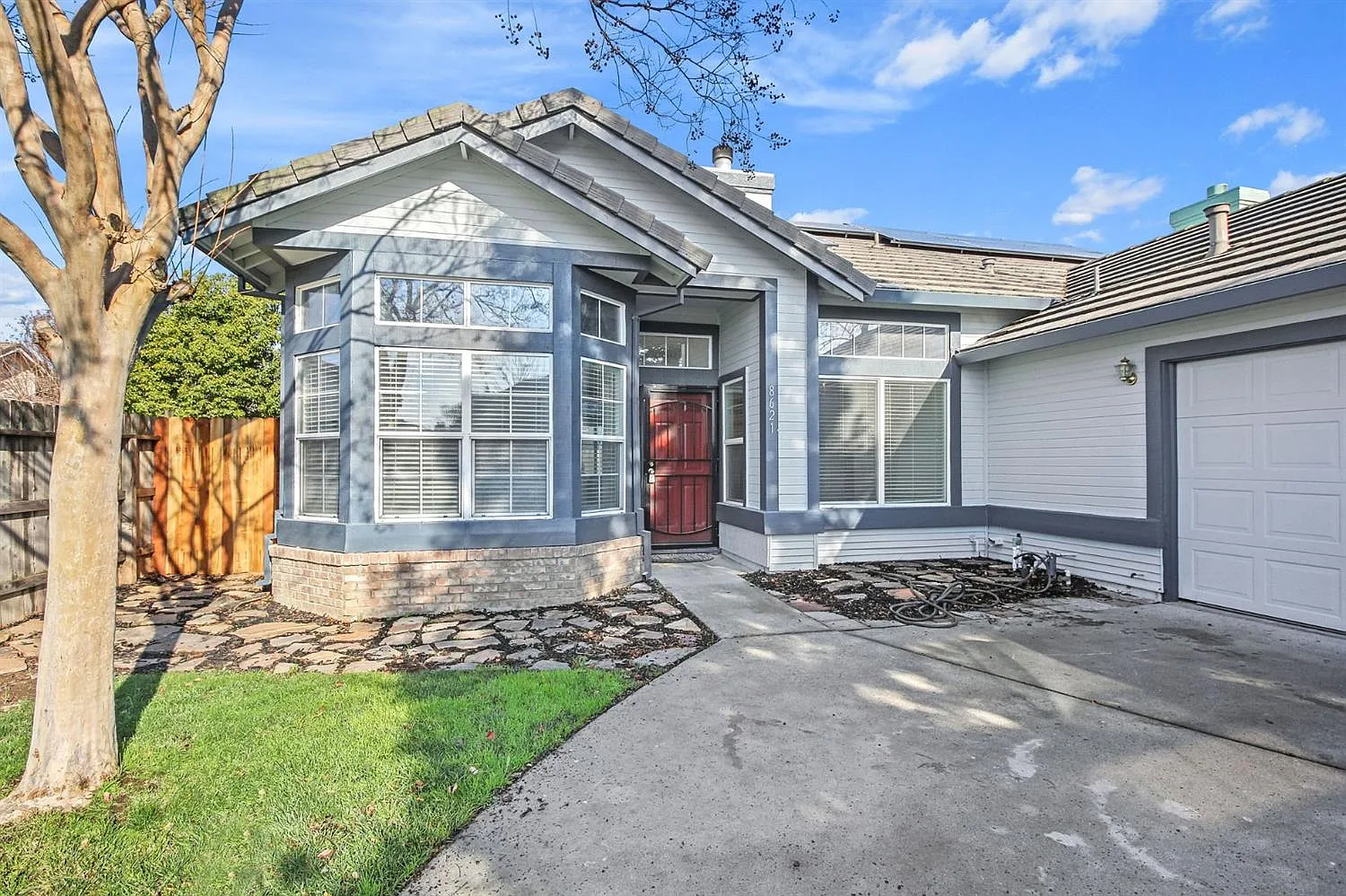 8621 Dorsey Way photo 1