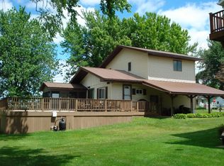 297 Abel Dr, Guttenberg, IA 52052