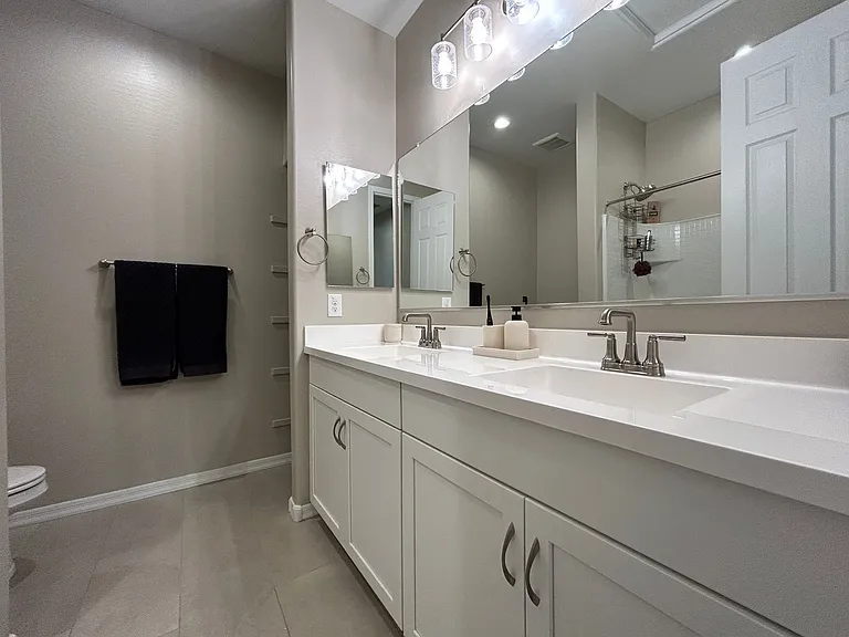 20268 W Montecito Ave — Photo 20