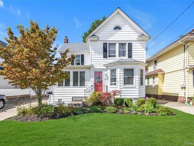 19 Plainfield Avenue, East Rockaway, NY, 11518