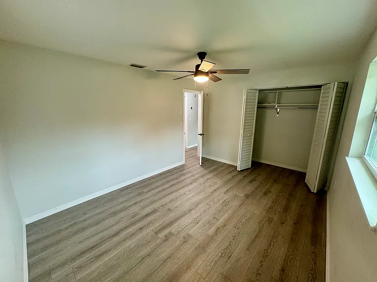 2934 Webley Dr — Photo 17