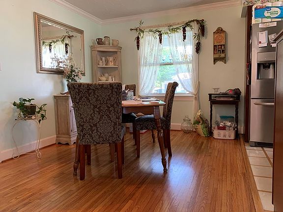5th image of 1204 Hill Ave