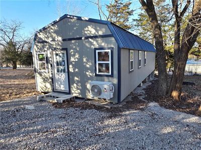 385 E Sugar Lake Dr, Mound City, KS, 66056