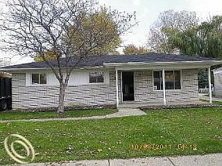 1st image of 30170 Manor Dr