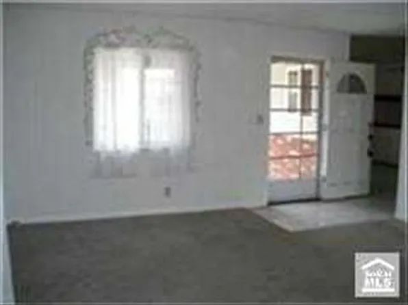824 E Whitecap Ave, Orange, CA 92865