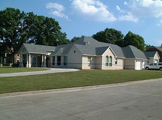 715 Griffith Ave, Terrell, TX 75160