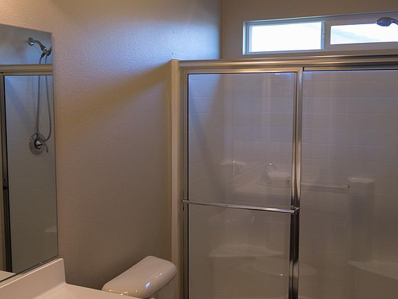 2nd image of 28624 Hellebore St