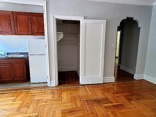 5th image of 505 Ocean Ave APT 2B