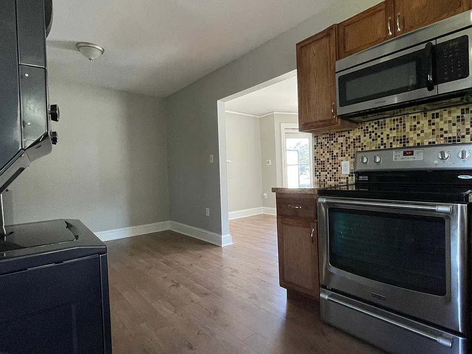 Kitchen/dining area