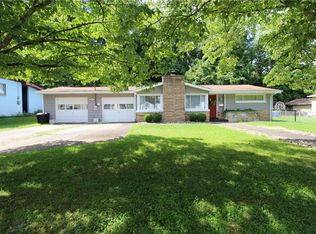875 Valley Pike Dr, Saint Albans, WV 25177
