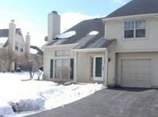 1267 N Knollwood Dr, Palatine, IL 60067