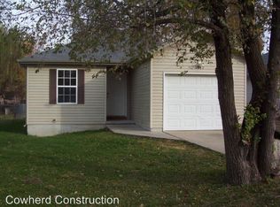 1922 N Hillcrest Ave, Springfield, MO 65802