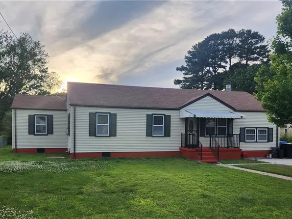 4829 Sheldon Dr, Virginia Beach, VA 23455