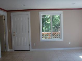 2825 SW Raleighview Dr, Portland, OR 97225