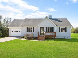 27 Twin Branches Ln, Cartersville, GA 30120