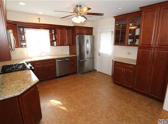 3rd image of 21 Berard Blvd