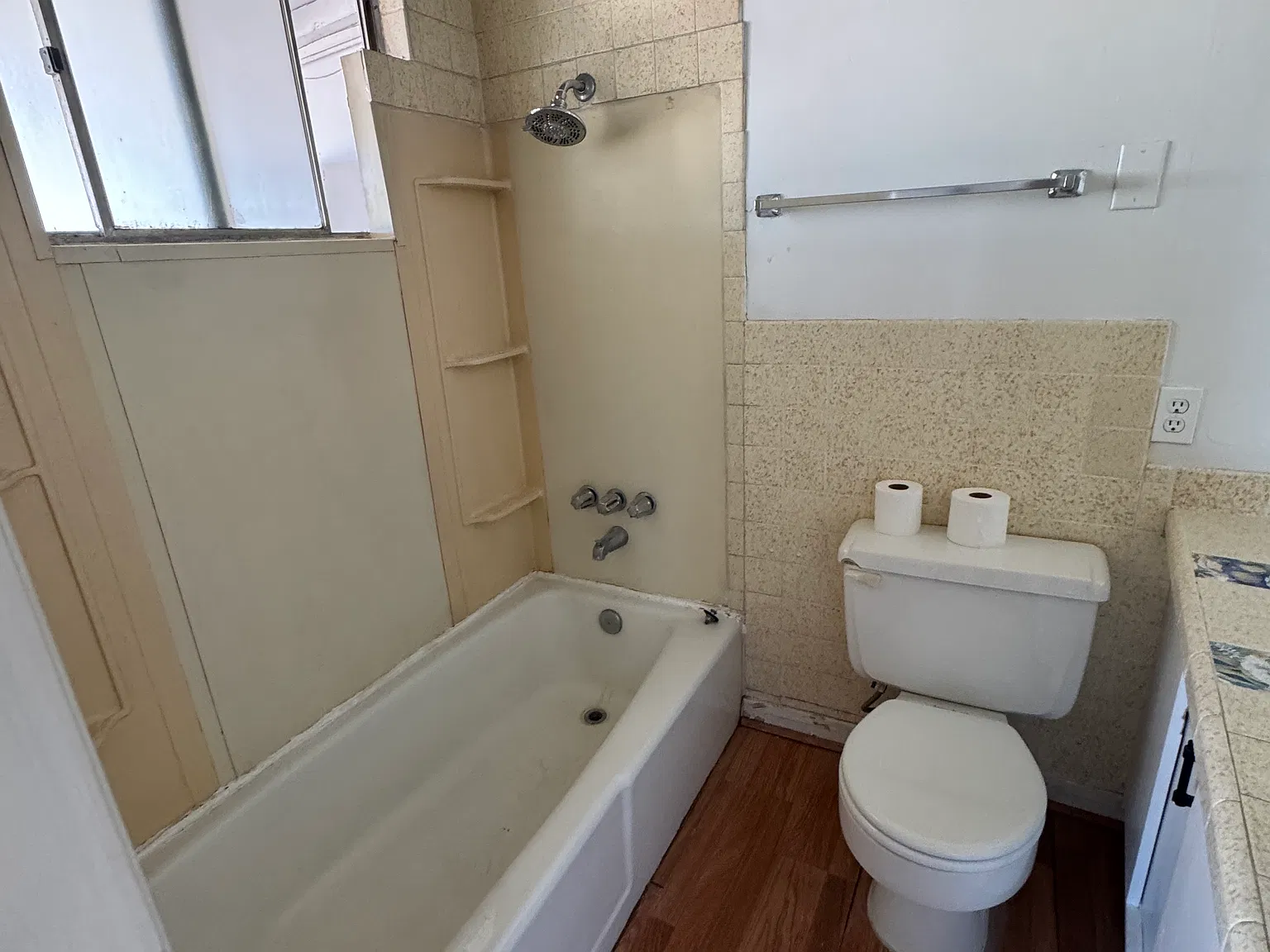 1 bed, 450 sqft, $800 — Photo 4