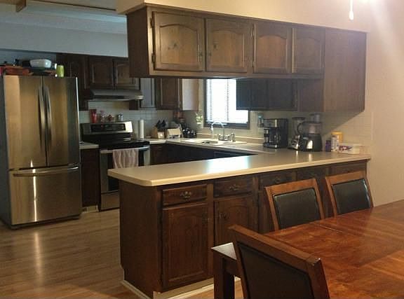 3rd image of 530 SW Ash Dr