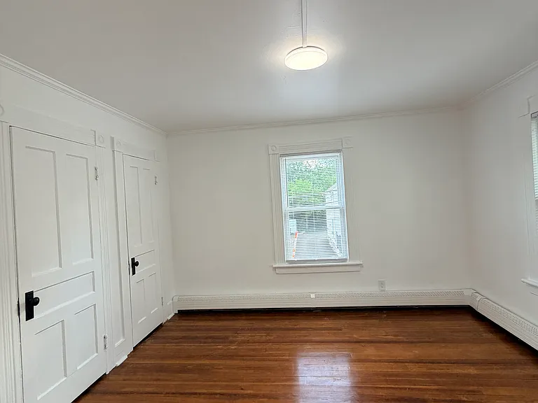 35 Maud St #2 — Photo 15