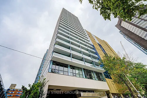 210 Simcoe St #1403 Photo 1