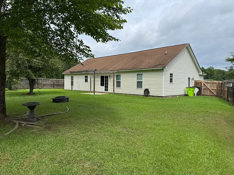 3613 Delesa Ct — Photo 18