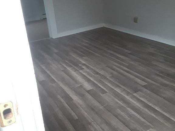 2nd image of 10 Admiral Ave