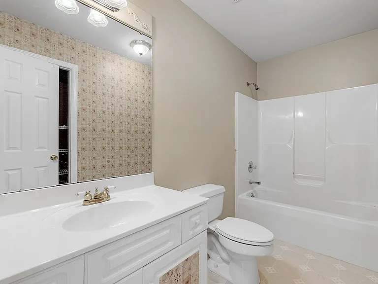 124 Cornelson Dr — Photo 26