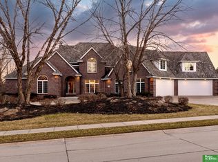 13309 Nicholas St, Omaha, NE 68154